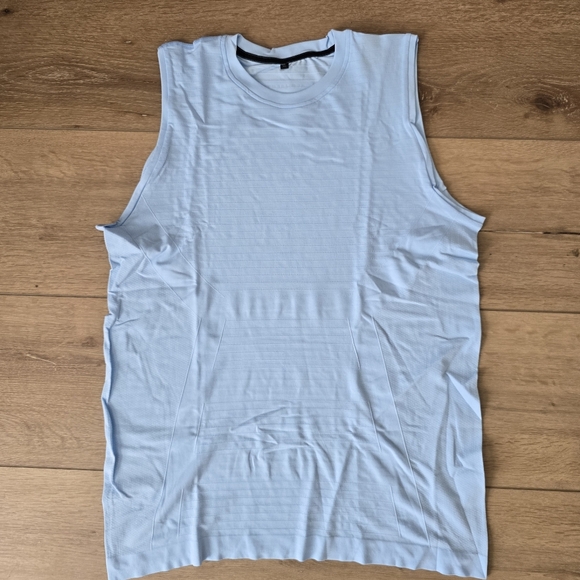 Nwt Alphalete Hero Seamless tank color  arctic blue XL - Picture 4 of 10